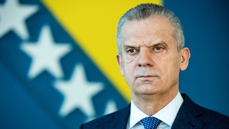 Dorëhiqet ministri i Sigurisë në Bosnje dhe Hercegovinë