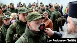 Київ вимагає від Росії припинити призов до збройних сил жителів анексованого Криму