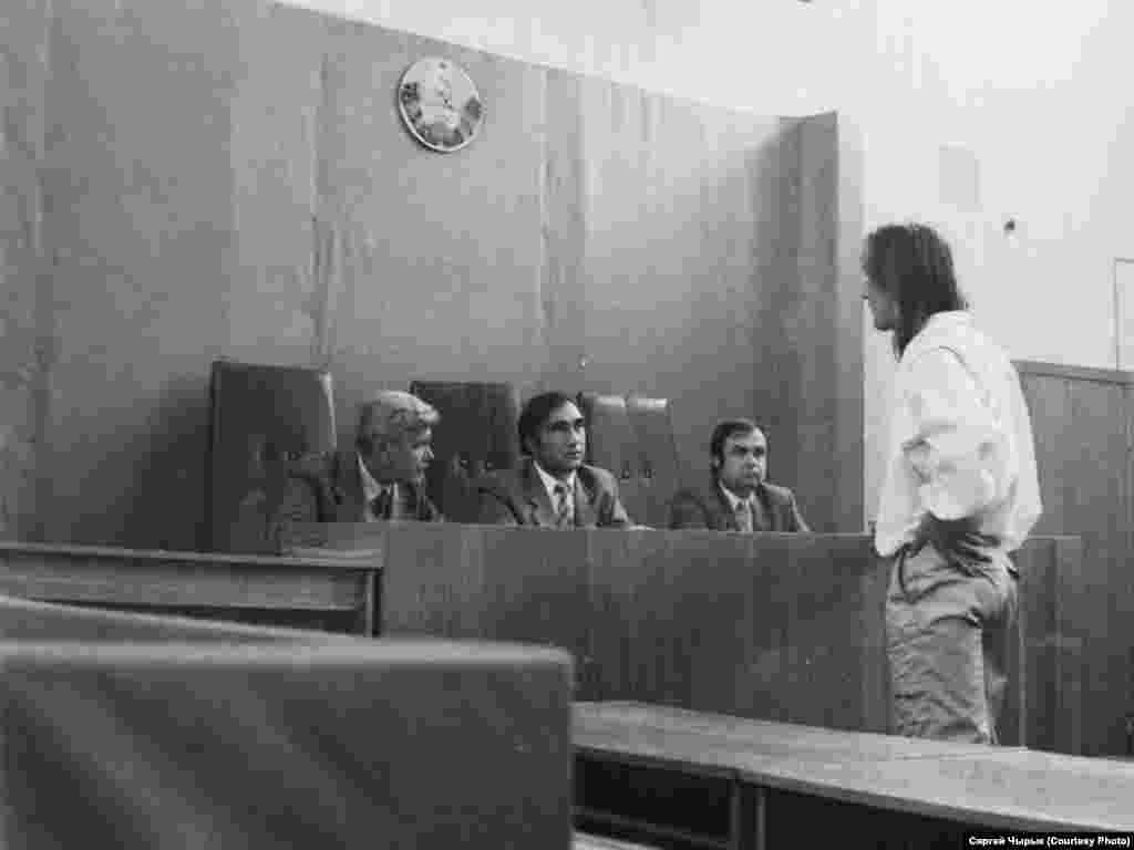 Суд над мастаком Пушкіным за пэрформанс на 25 сакавіка 1989 году