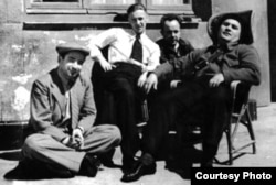 Иосиф Григулевич, Роман Кармен, Лев Василевский и Григорий Сыроежкин в Испании, 1937
