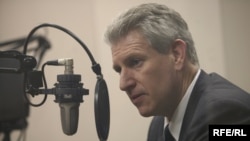 Florida Representative Robert Wexler at RFE/RL