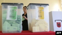 Архива - Избори во Албанија. 