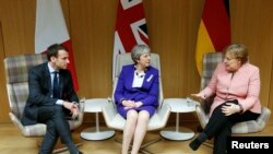 Президент Франции, премьер-министр Великобритании и канцлер Германии на саммите в Брюсселе