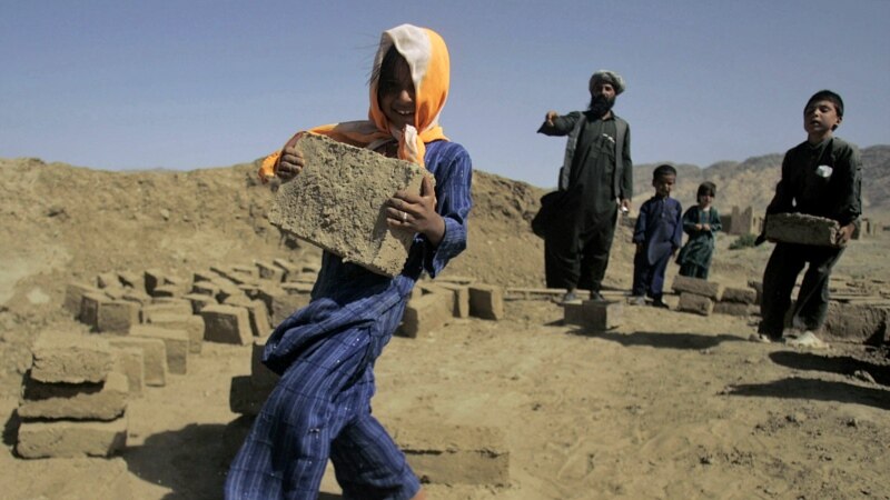 روز جهانی مبارزه با کار کودکان؛ وضعیت کودکان افغانستان چگونه است؟