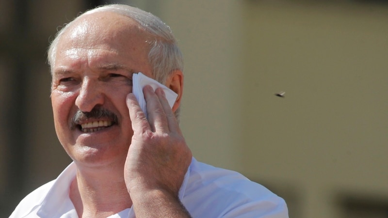 Лукашенко жаңа сайлау болмайтынын, бірақ өкілетін бөлісуге даяр екенін жеткізді