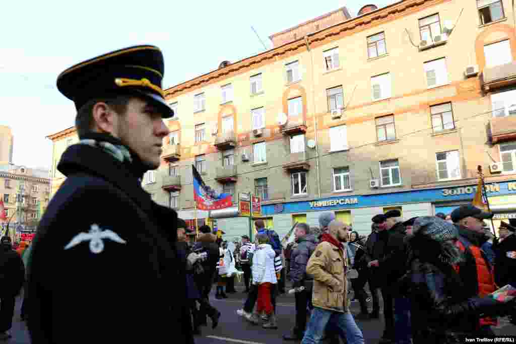 Марш в поддержку так называемой &quot;Новороссии&quot; в Москве 