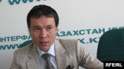 Жомарт Ертаев на фото 2009 года.
