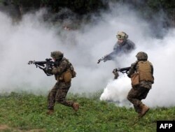 Militari americani se antrenează în apropiere de Lvov.