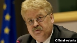 Avropa Parlamentinin onun xarici əlaqələr komissiyasının sədri Elmar Brok