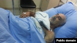 Паруйр Айрикян в больнице после получения огнестрельного ранения, Ереван, 1 февраля 2013 г.