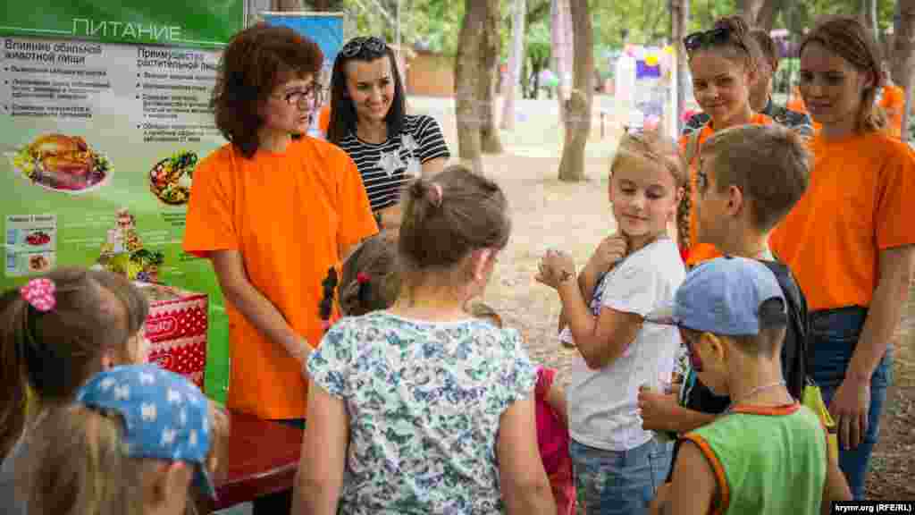 Благодійна організація, яка влаштувала «Пікнік», займається облагороджуванням підземних переходів у Сімферополі, проте є проблеми з фінансуванням робіт