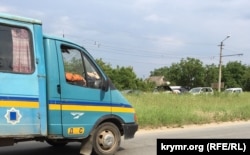 Aqmescit yol hızmeti hadimleriniñ maşinası