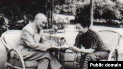 Лидер Гоминьдана Чан Кайши с супругой