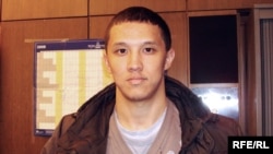 Кайрат Досметов, лидер казахских религиозных беженцев. Прага, февраль 2009 года. 