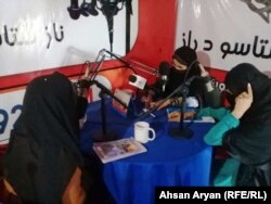 حضور زنان در یکی از رسانه‌های محلی در ولایت خوست