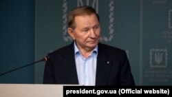 Голова української делегації на переговорах у Мінську Леонід Кучма