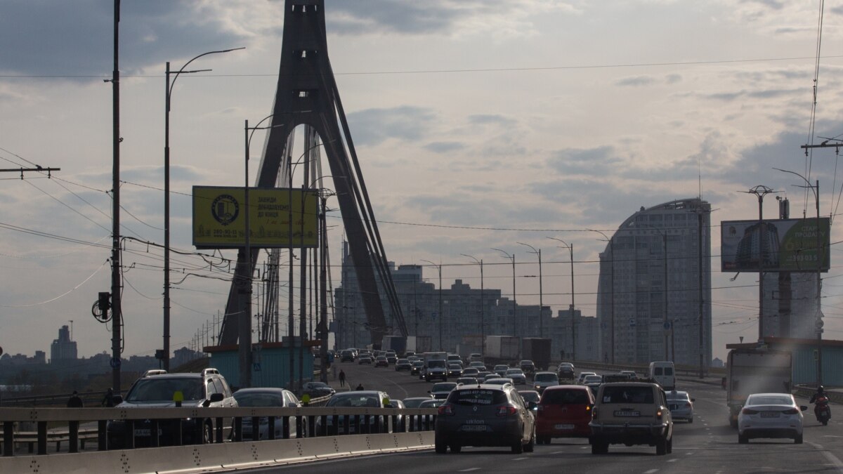 Від завтра у Києві на Південному мосту закривають рух для приватного транспорту – КМДА