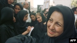 Pro-reform lawyer Shirin Ebadi during the funeral of Ahmad Shamlu, Iran's most celebrated contemporary poet, in Tehran, July 24, 2000