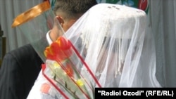 Невеста на свадьбе в Таджикистане. Иллюстративное фото.