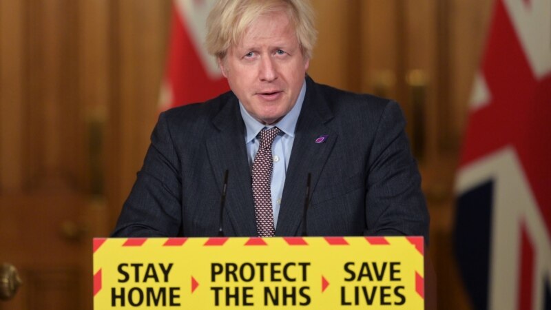 Boris Džonson negira da Velika Britanija blokira izvoz vakcina