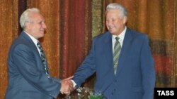 Борис Ельцин и Сергей Филатов, 1996 год 