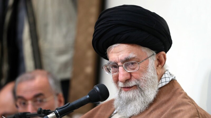 خامنه‌ای «دشمنان» را به دست داشتن در اعتراض‌های اخیر ایران متهم کرد