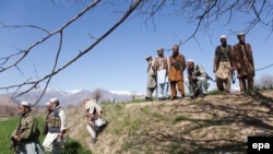 Pakistani Pashto tribal men near Bajaur 