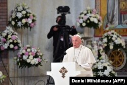 Papa Francis la Catedrala Mântuirii Neamului