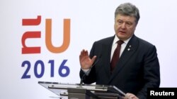 Петр Порошенко