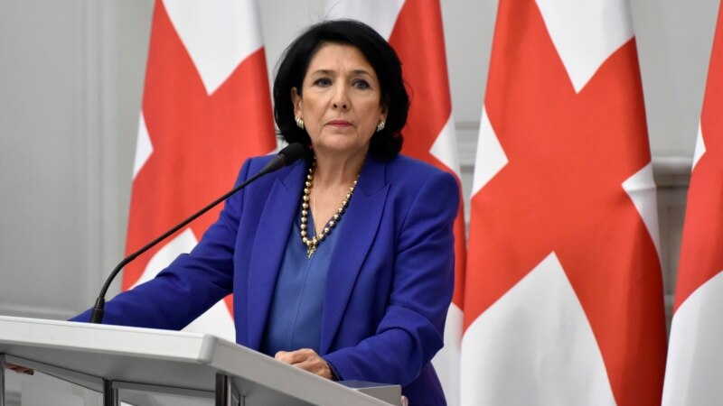 Президент Грузии завтра отправится в Брюссель с первым официальным визитом