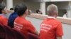 Члены КПРФ в футболках с лозунгами против пенсионной реформы
