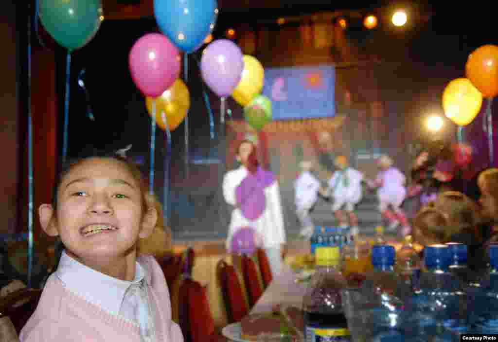 A special New Year's party for disabled and orphaned children at a St. Petersburg club in 2007