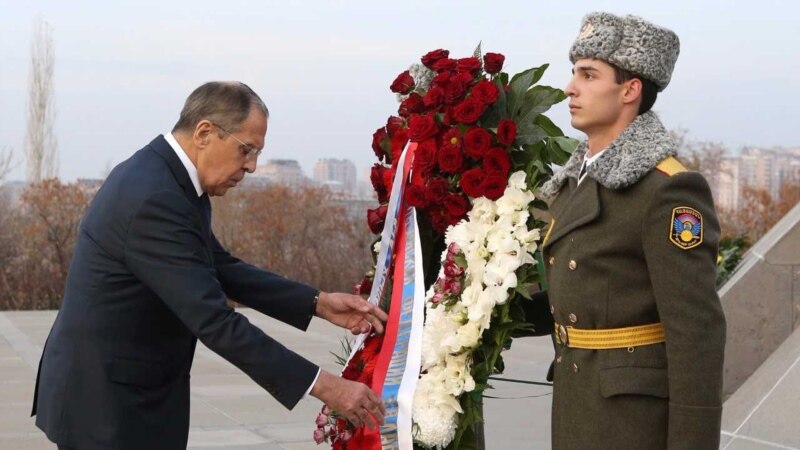 Lavrov Arrives In Yerevan After Talks In Baku