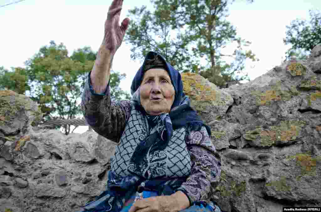 Hüseynova Güləbatın: &quot;Səksən yaşım var, ana vətənim də buradır. Vaxtı ilə bu kənddə tütün də əkmişik, kotan da vurmuşuq, əkin də əkmişk, amma indi..&quot; 