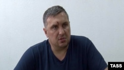 Євген Панов під час запису оперативного відео ФСБ Росії