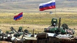 Armenia - Armenian and Russian troops hold joint military exercises.