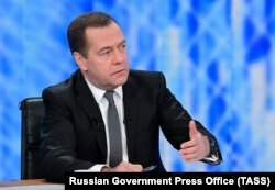Дмитрий Медведев во время ежегодного интервью