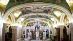 Vaskršnja liturgija SPC-a u kripti Hrama Svetog Save, Beograd, 19. april