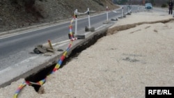 Оштетување на магистралниот пат Битола-Ресен