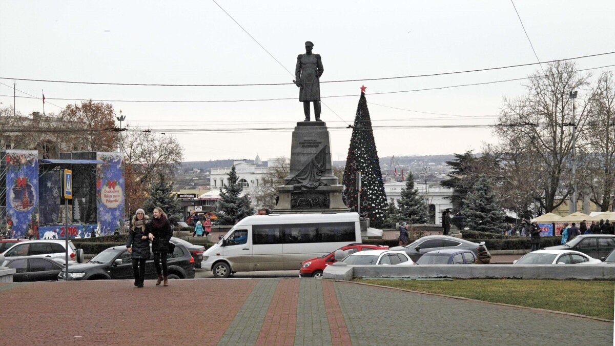 Крымские записки Автохтонова. Рождественская мгла Севастополя