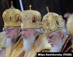 Митрополит Савва, Московский Патриарх Кирилл и Илия II, Москва, 2011 г.