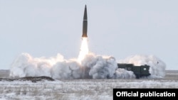 Russia's Iskander is a short-range ballistic missile system. The size of a tactical nuclear warhead placed atop an Iskander missile means it would be indistinguishable from one carrying a conventional warhead.