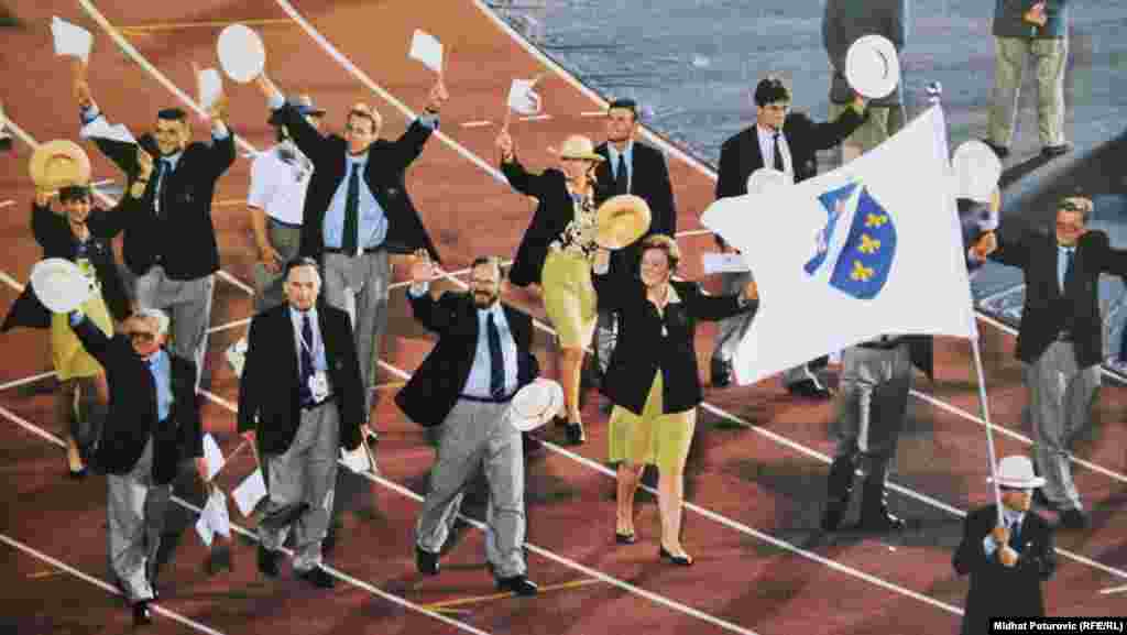 When a small delegation of athletes from Bosnia-Herzegovina managed to make it to the Barcelona Games and march behind their national flag in 1992, it was an emotional moment for the fledgling country at what was a very difficult time.