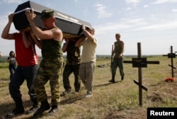 The conflict in Ukraine's eastern regions of Luhansk and Donetsk has claimed more than 10,000 lives since it began in early 2014. (file photo)
