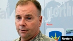 Командантот на американските сили во Европа Бен Хоџис