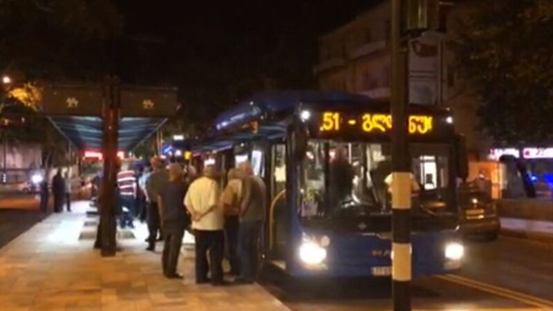 თბილისში, ჭავჭავაძის გამზირზე  ავტობუსის მძღოლები ახალი სქემით მოძრაობაში მეცადინეობენ