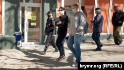 Патруль по проверке соблюдения гражданами режима самоизоляции | Крымское фото дня