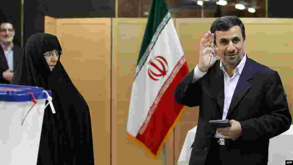 Нынешний президент Ирана Ахмединежад