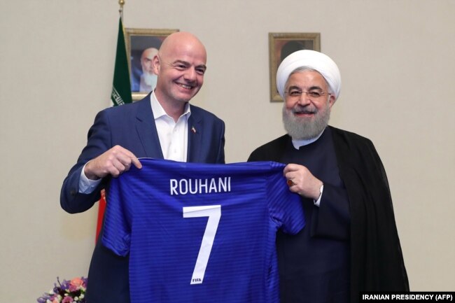 دیدار حسن روحانی و رئیس فیفا در اسفند ۹۶ در تهران
