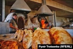 Городской базар в Ташкенте.